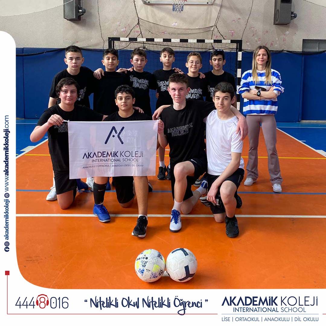 Yıldız Erkekler Futsal Takımımız Şovunu Sürdürüyor