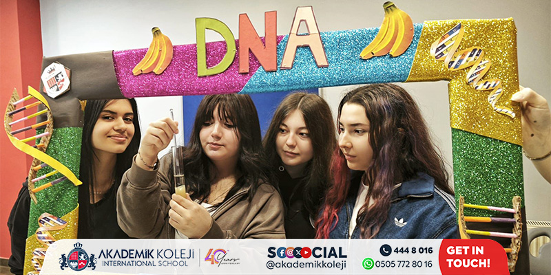 Hayatın Yapı Taşlarını Yakından Tanıdık: DNA Günü Etkinliği