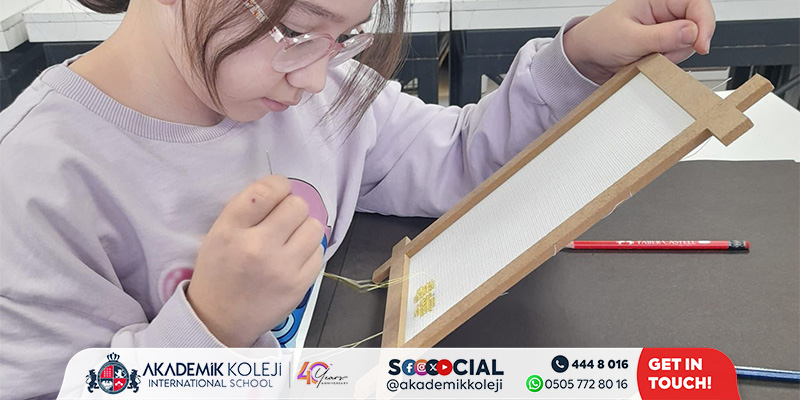 Sanat Harmonisi Kulübünde Geleneksel Etamin Çalışması