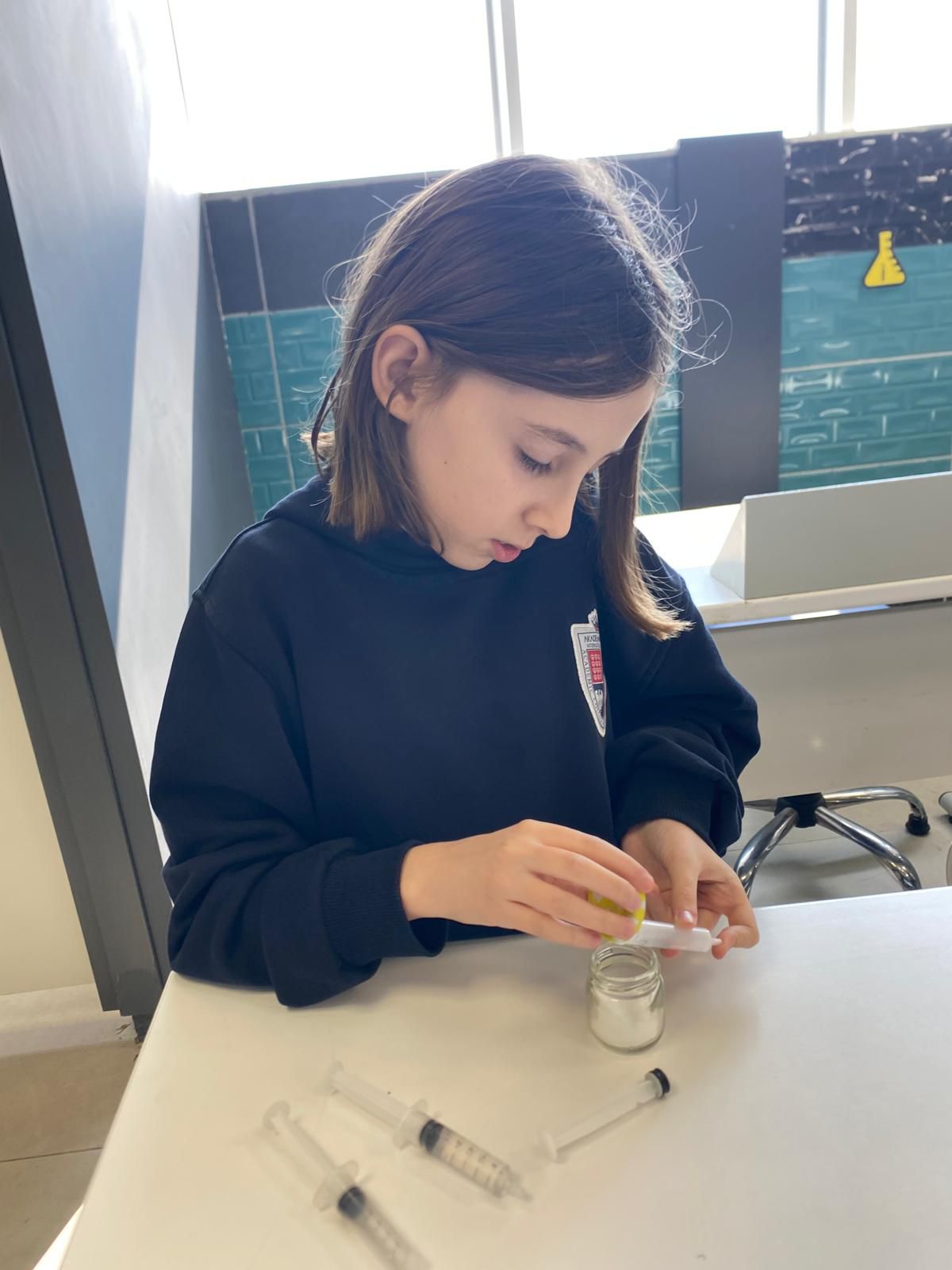 5. Sınıf Fen Bilimleri Dersi: Maddenin Sıkıştırılabilirlik Deneyi