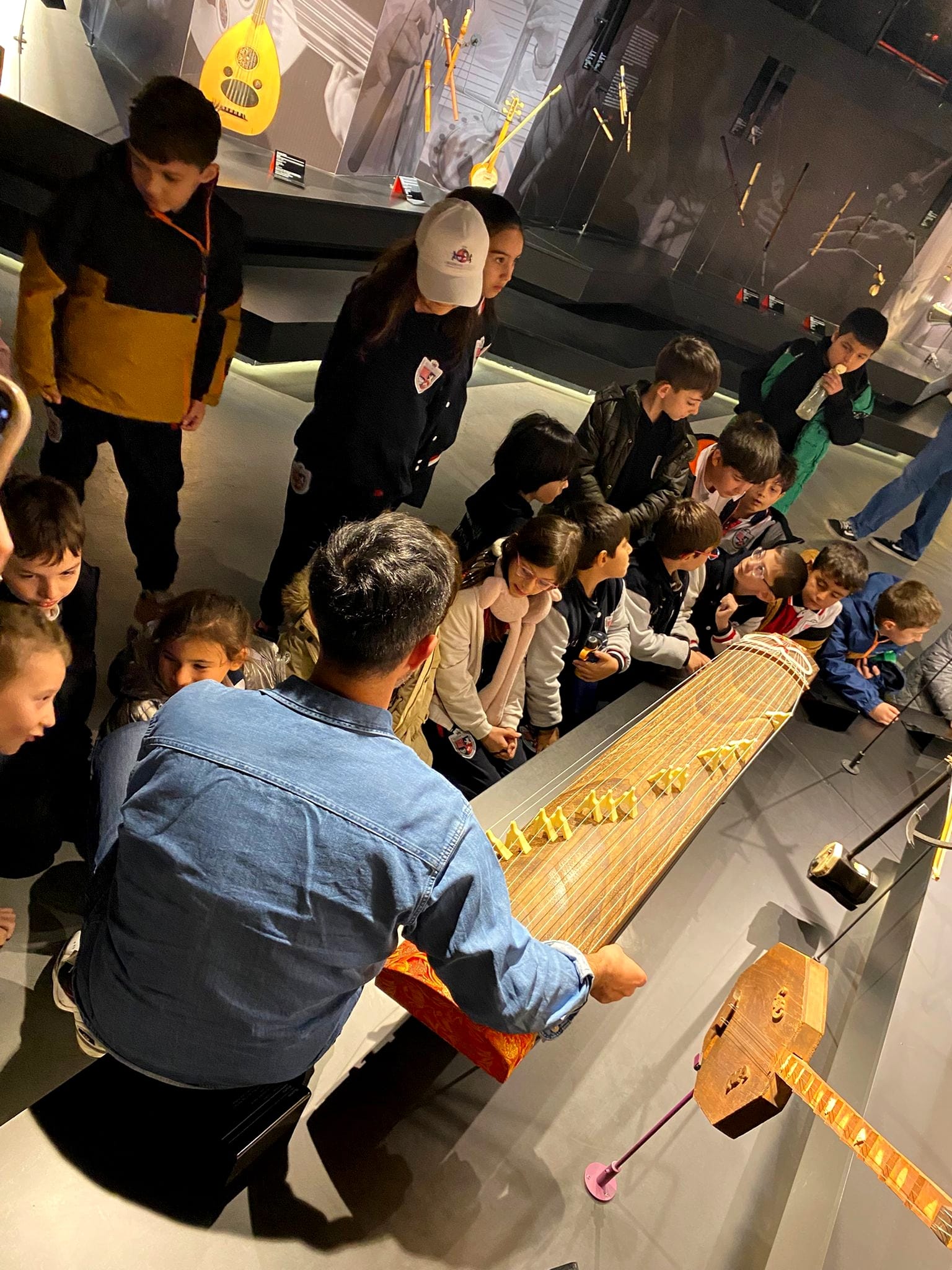 Enstrüman Müzesi Ziyareti: Sesler ve Hikâyeler