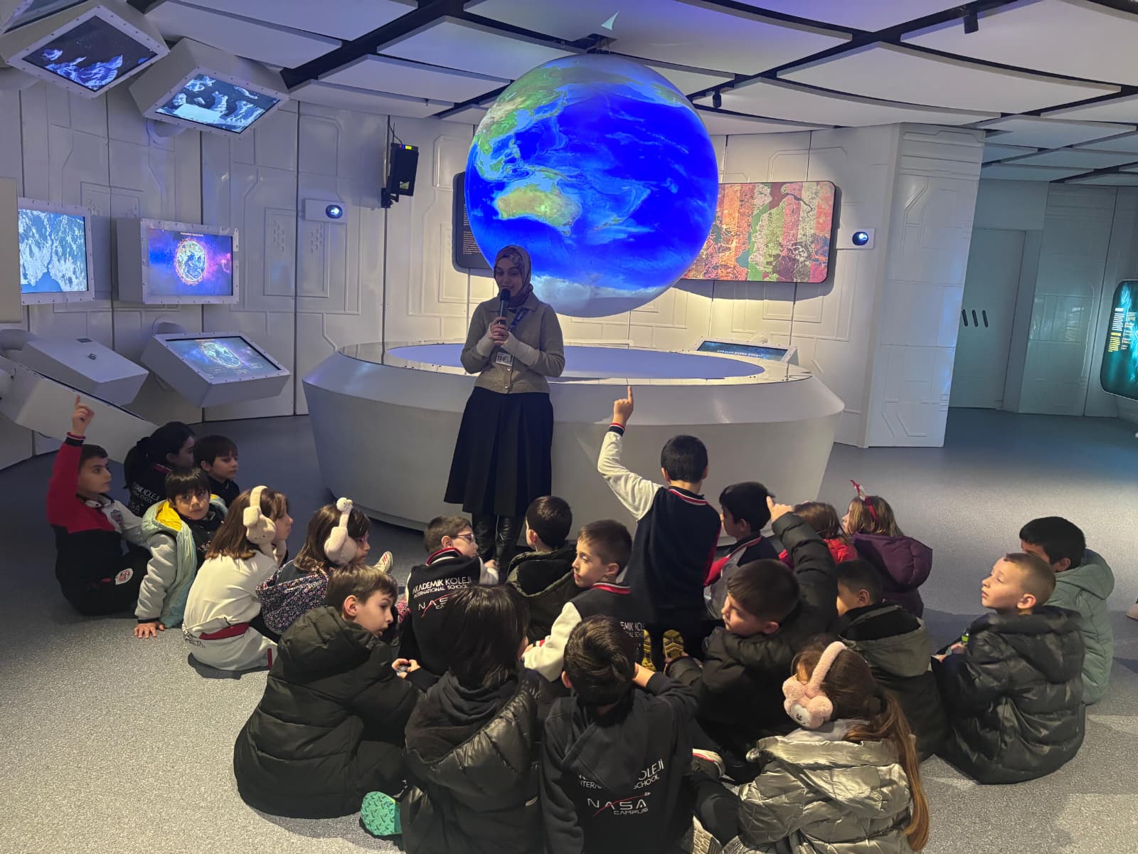 GUHEM Ziyaretiyle Bilim ve Teknolojiye Yolculuk – 2. ve 3. Sınıflar