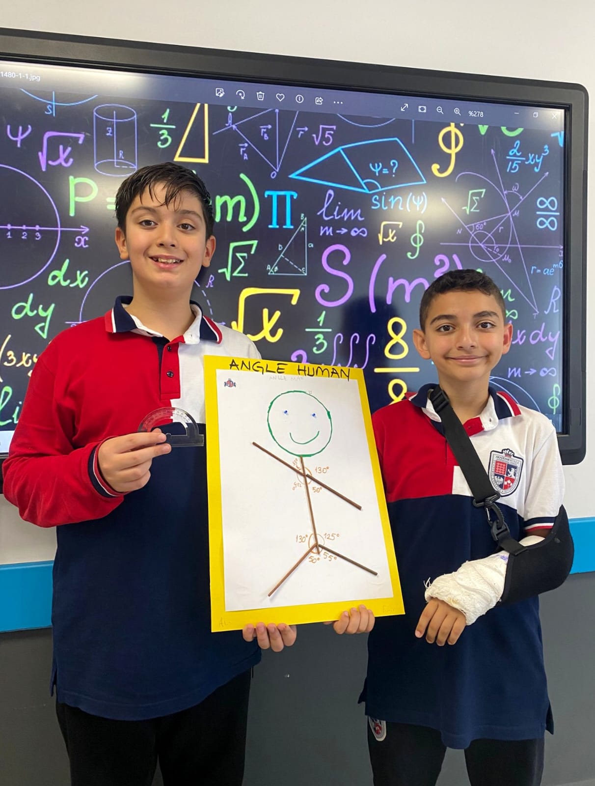 Matematikte Yaratıcı Yaklaşım: Açıları Sanata Dönüştürmek Matematikte Yaratıcı Yaklaşım: Açıları Sanata Dönüştürmek