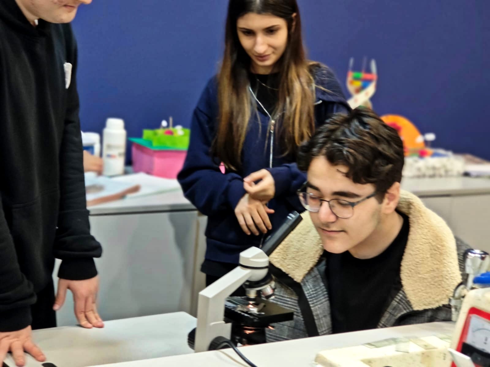 Mikroskopla Canlılar Dünyası