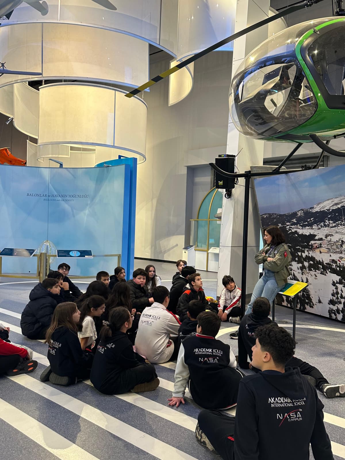 Ortaokul Öğrencilerimizin GUHEM Bilim Yolculuğu