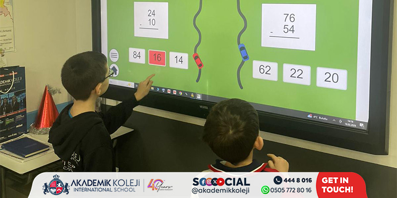 2/A Sınıfında Teknoloji ve Hareket Odaklı Matematik Dersi