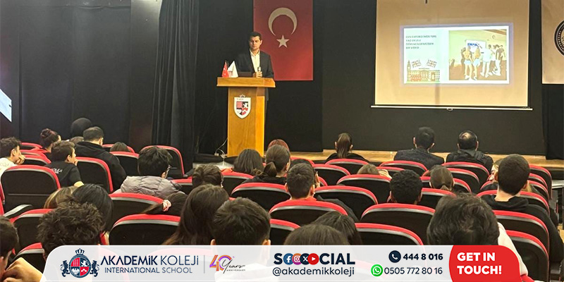 Anadolu Lisesi Kariyer Günleri: Uluslararası Eğitim Fırsatları ve Yaz Kampı Semineri