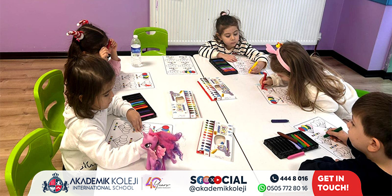 Anasınıfında Renklerle Kodlama: Oyunlaştırılmış Öğrenme