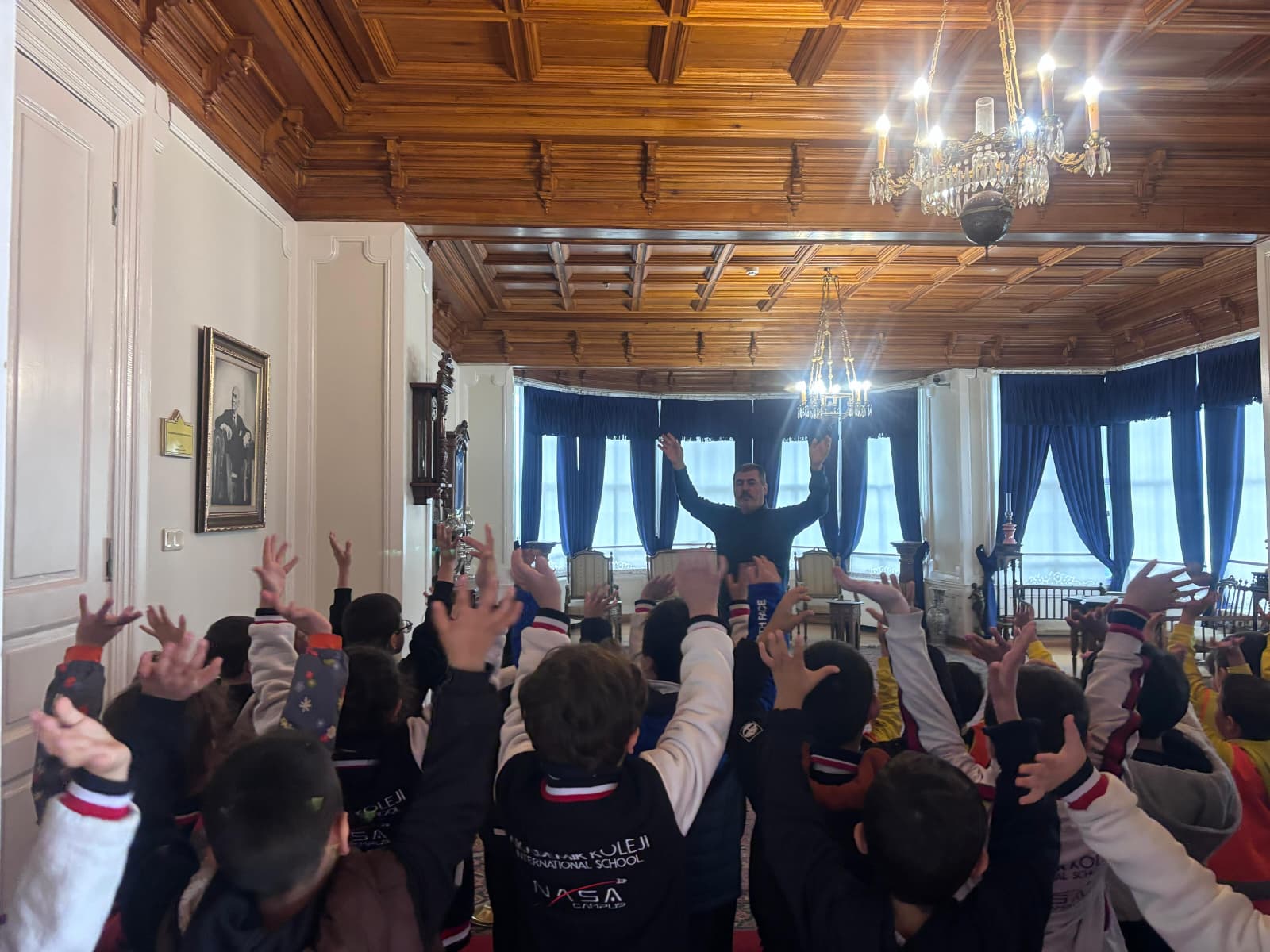 İlkokul 1. Sınıf Öğrencilerimizin Atatürk Ev Müzesi Ziyareti: 10 Kasım