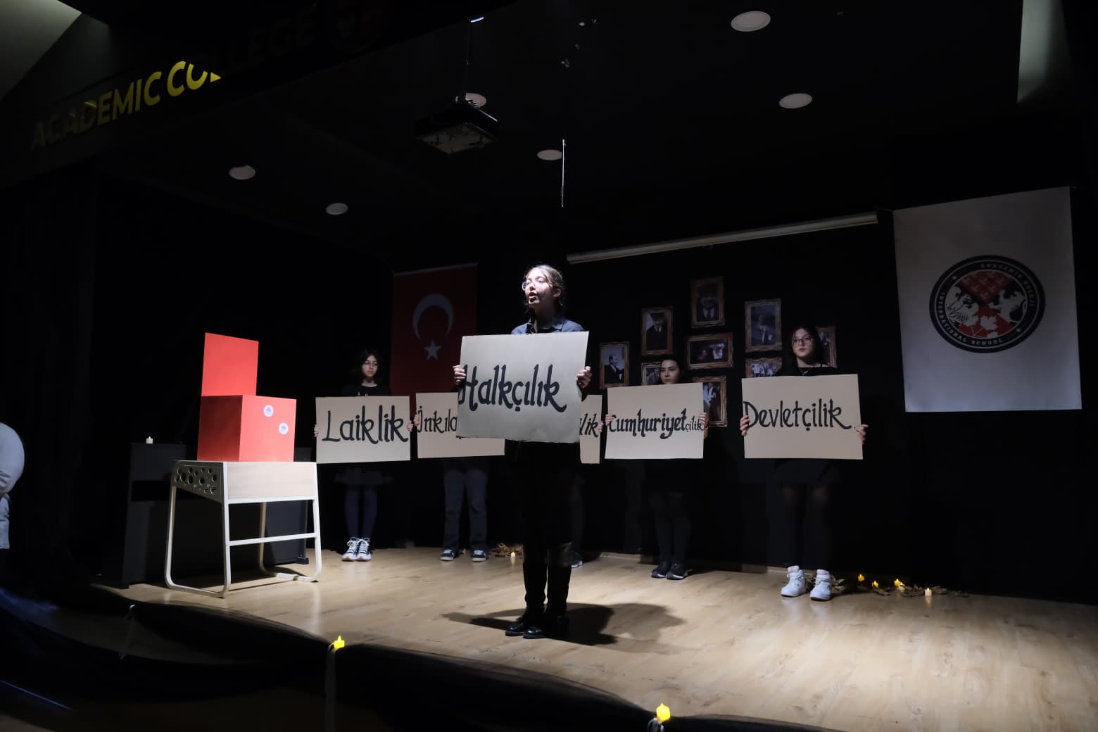 Lise Öğrencilerimizden 10 Kasım Atatürk'ü Anma Haftası Etkinlikleri