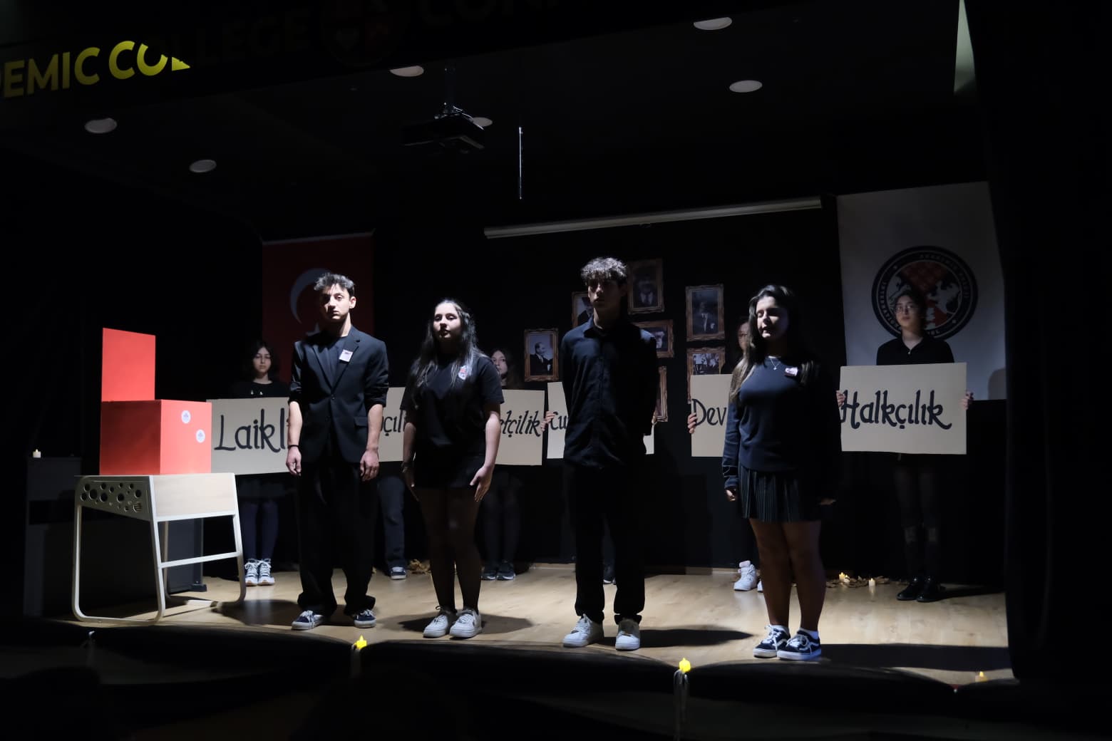 Lise Öğrencilerimizden 10 Kasım Atatürk'ü Anma Haftası Etkinlikleri