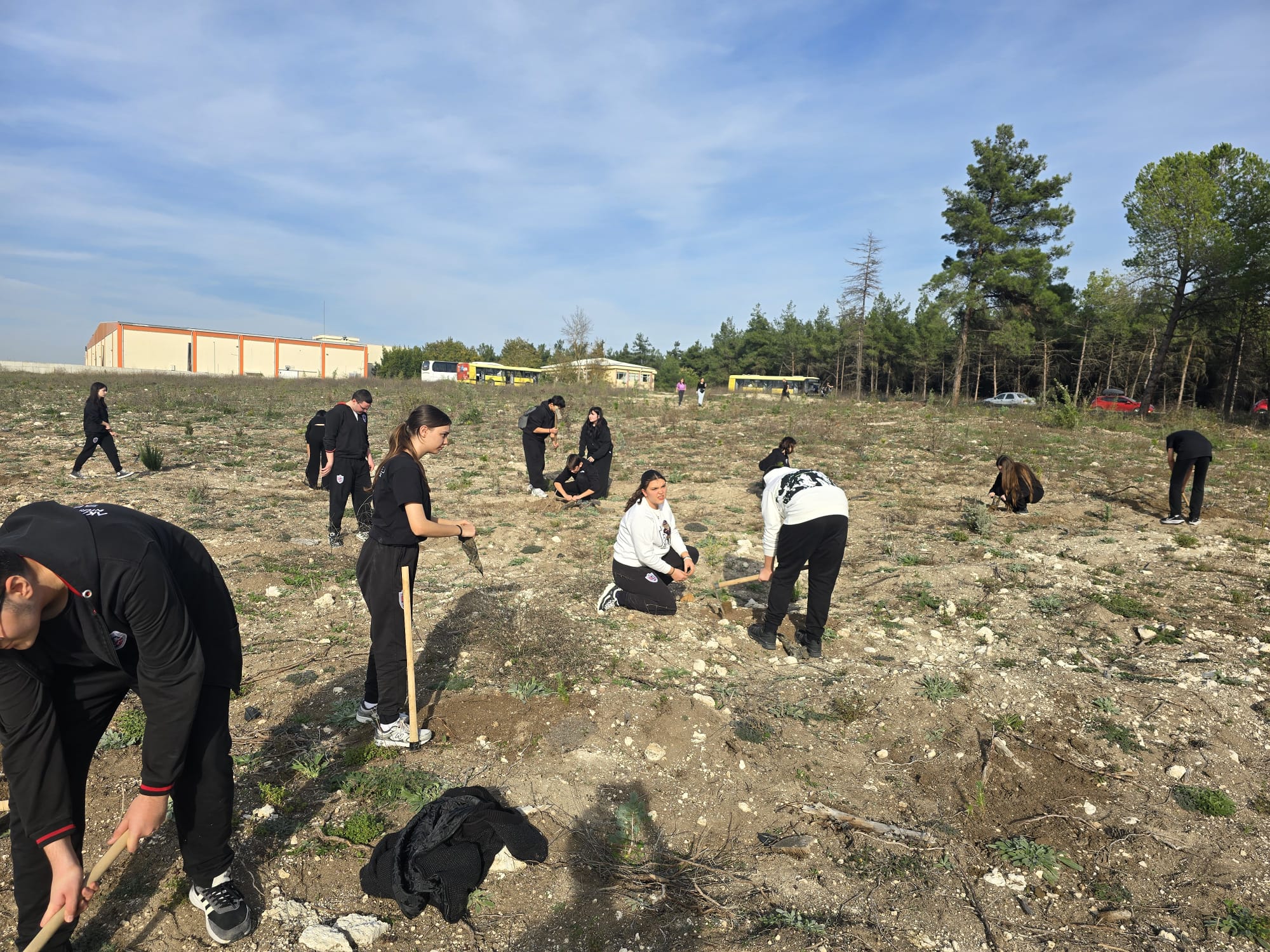 Uludağ Üniversitesi'nde Yeşil Vatan Seferberliği Fidan Dikme Etkinliği