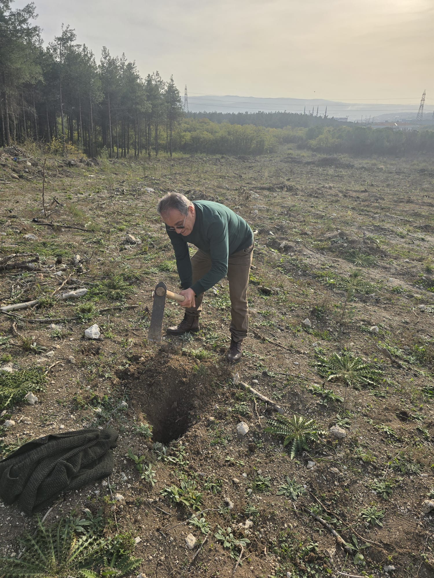 Uludağ Üniversitesi'nde Yeşil Vatan Seferberliği Fidan Dikme Etkinliği