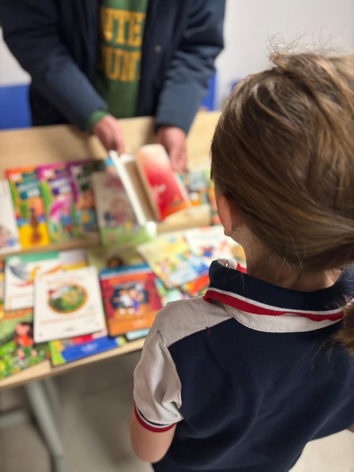 Kitap Kumbara Etkinliği: 3 Kitap 1 Fidan ile Okuma Sevgisi