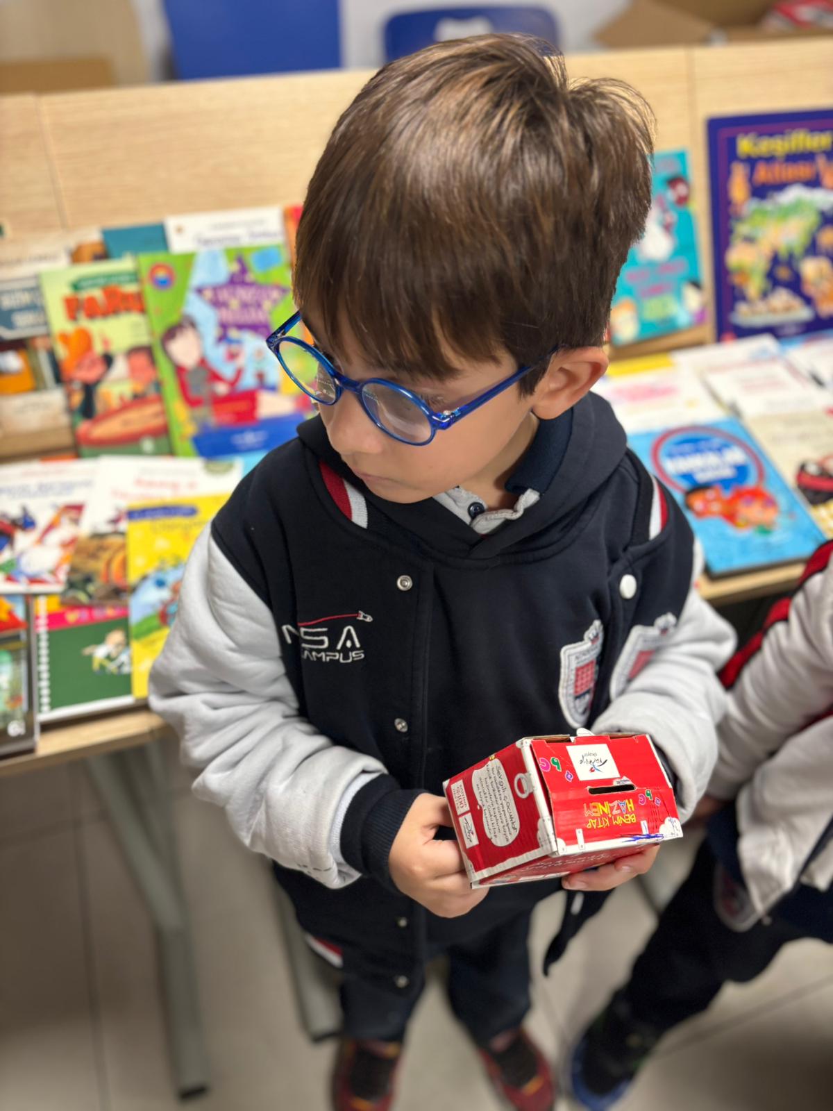 Kitap Kumbara Etkinliği: 3 Kitap 1 Fidan ile Okuma Sevgisi