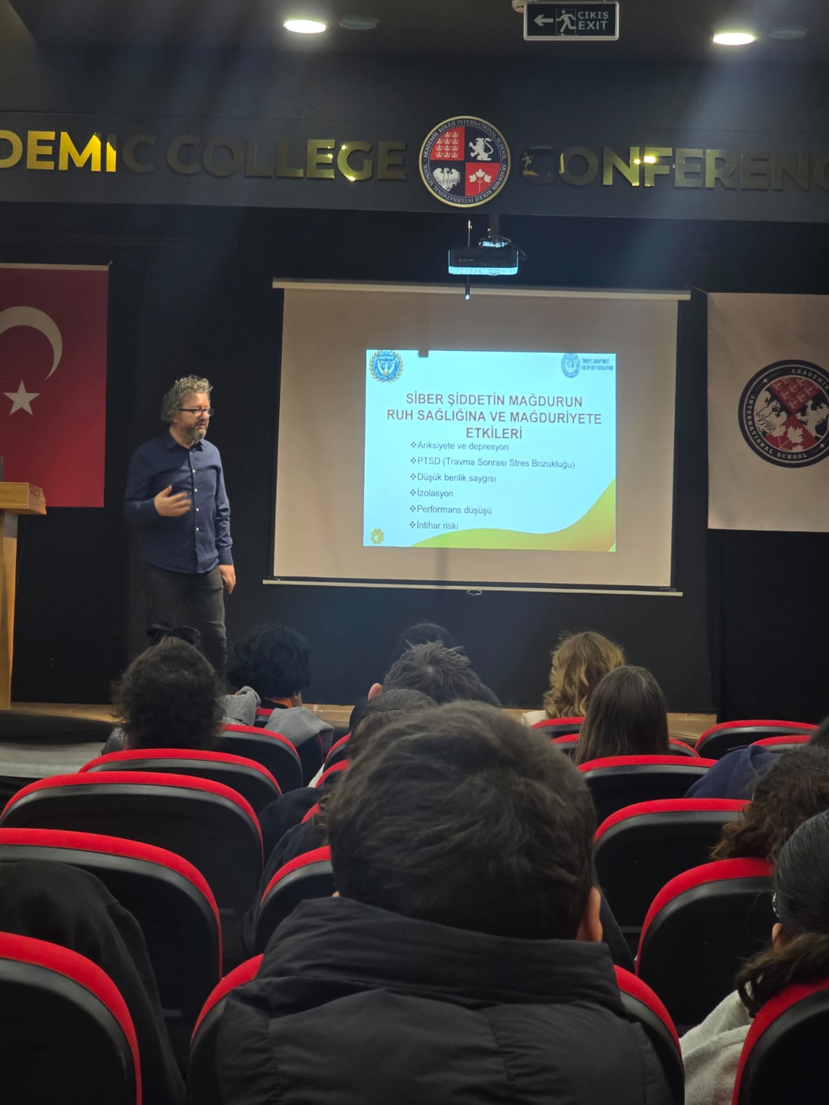 Siber Şiddet ve Akran Zorbalığı Semineri