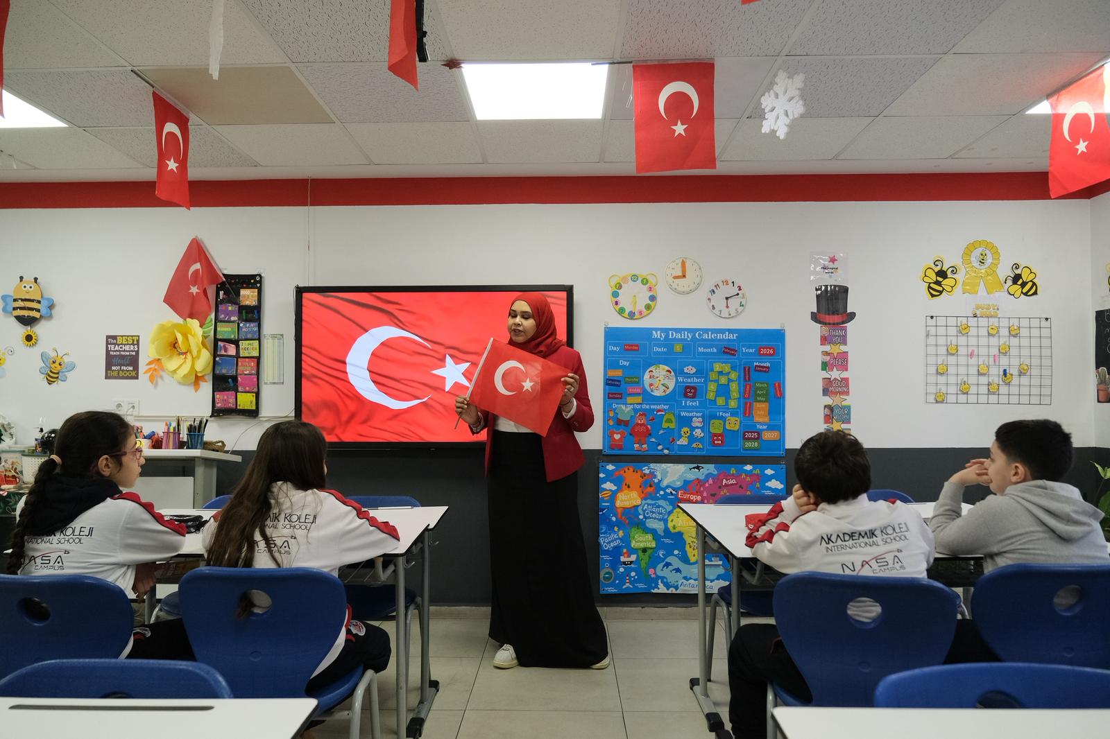 İlk Ders: Bayrak Sevgisi ve Değerler