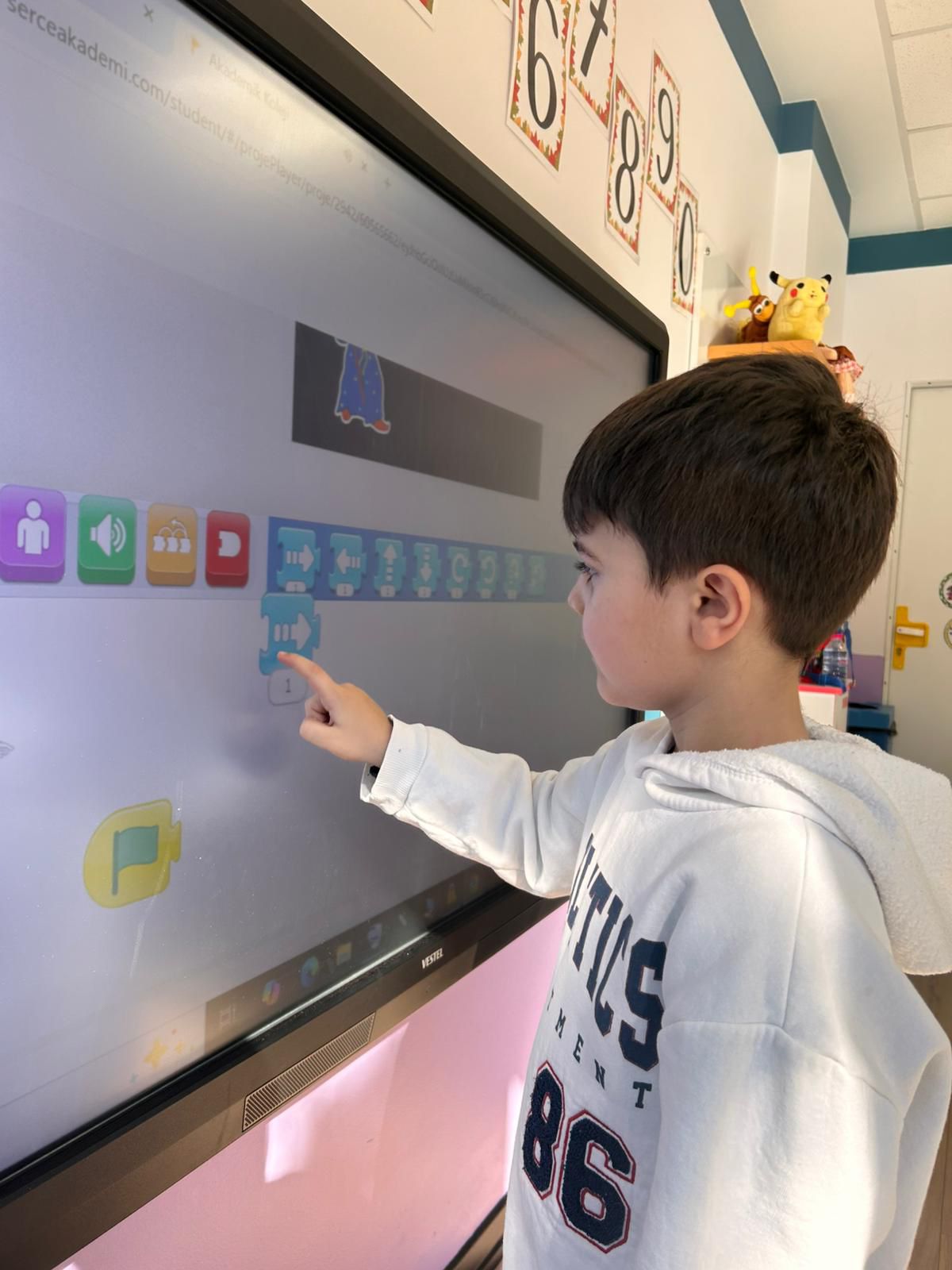 Anaokulu Öğrencilerimiz Scratch Jr ile Kodlamaya Başladı