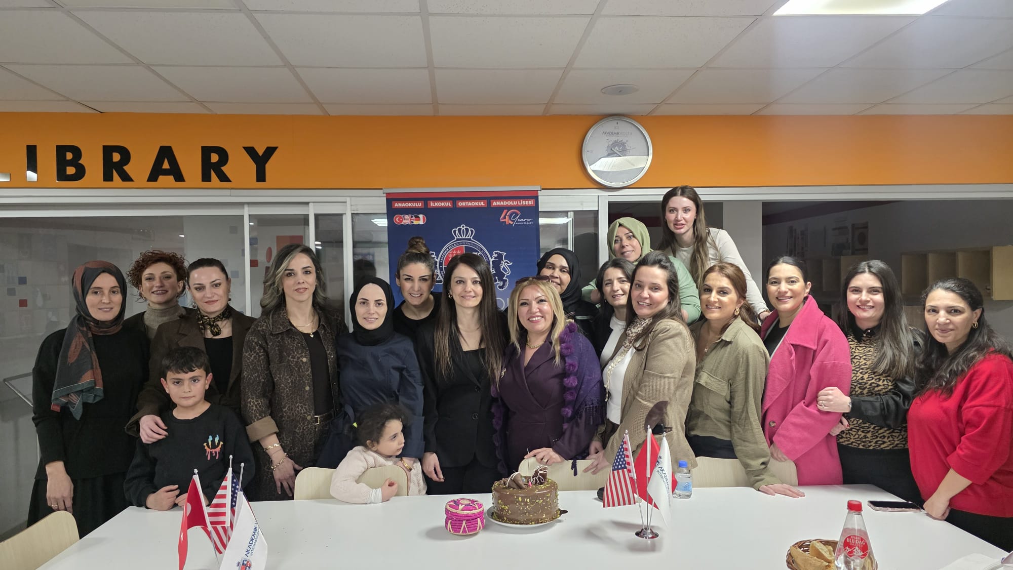 Akademik Koleji Ailesiyle İftar Yemeği