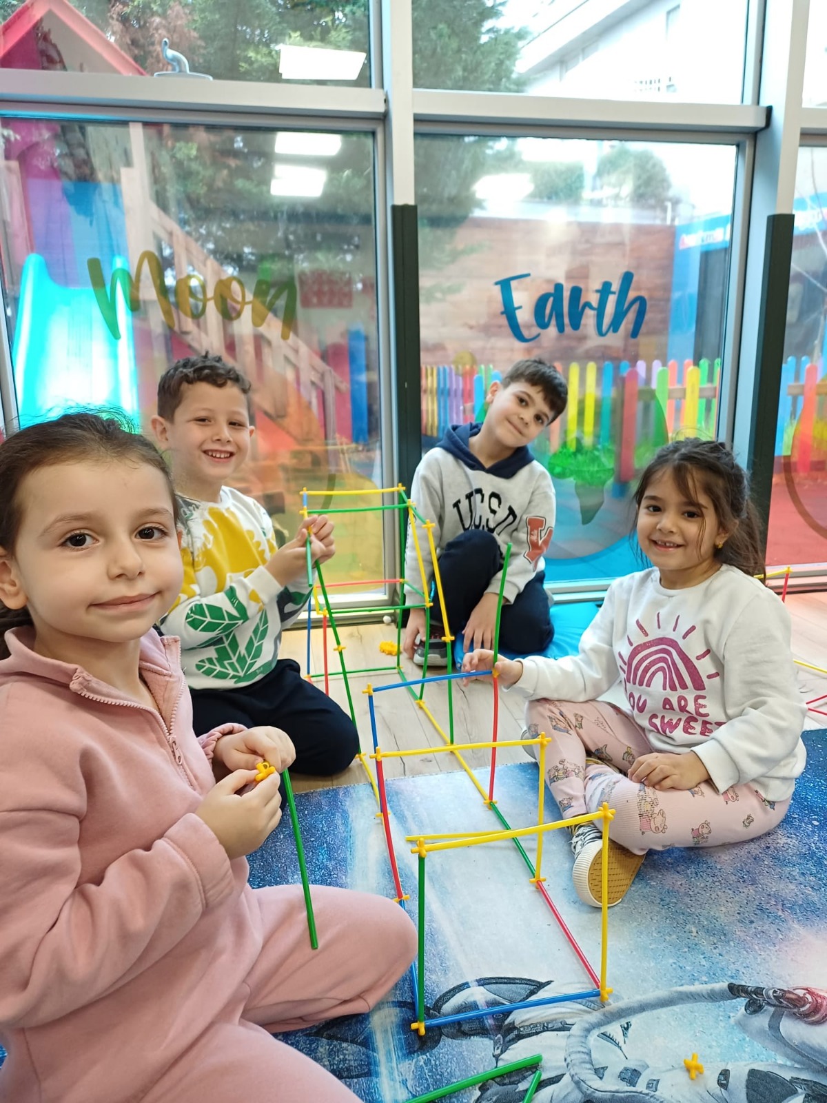 Ana Sınıfı Öğrencilerimizden Bilim ve STEM Etkinliği