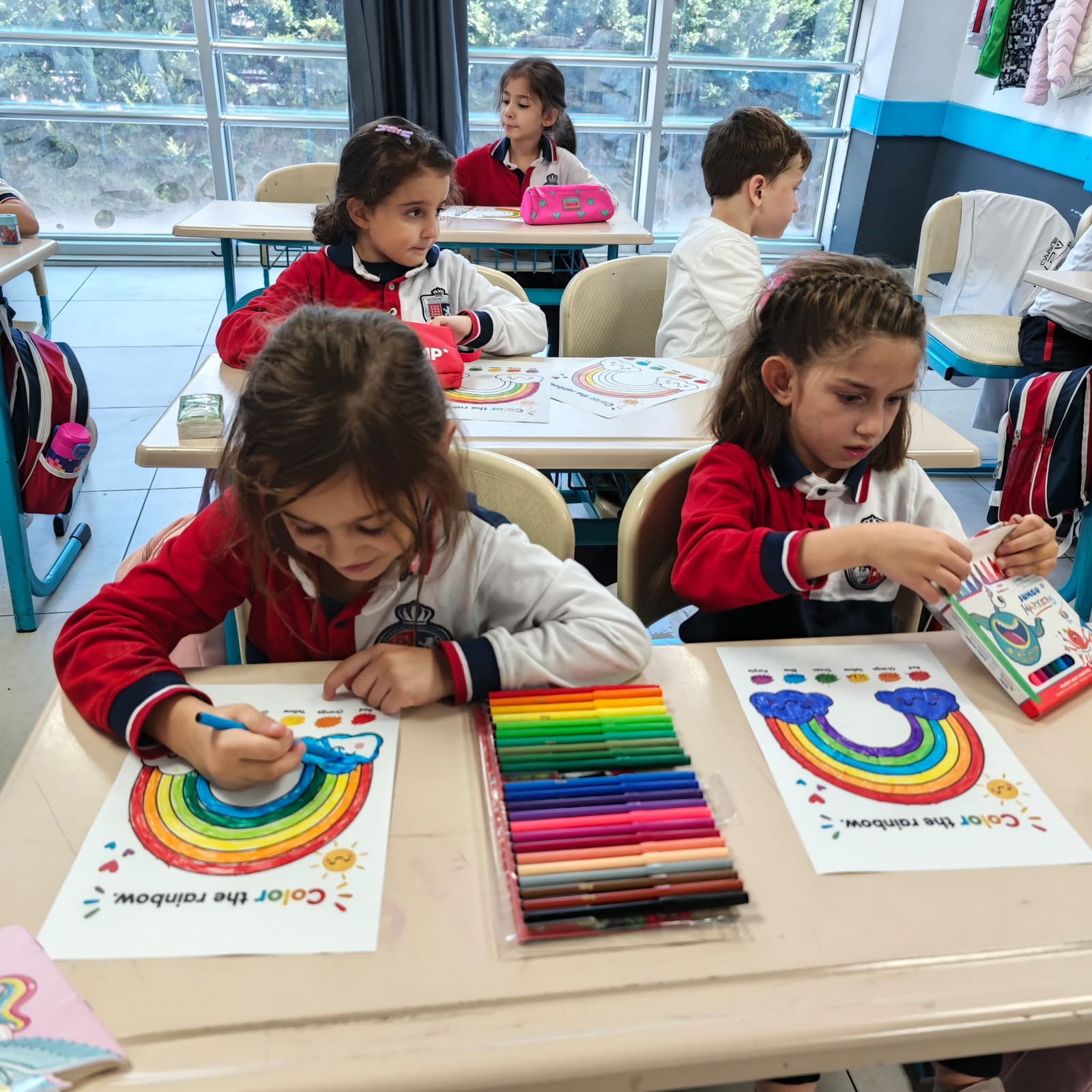 1. Sınıf Doğa ve Bilim Atölyesi: Gökkuşağının Oluşumu