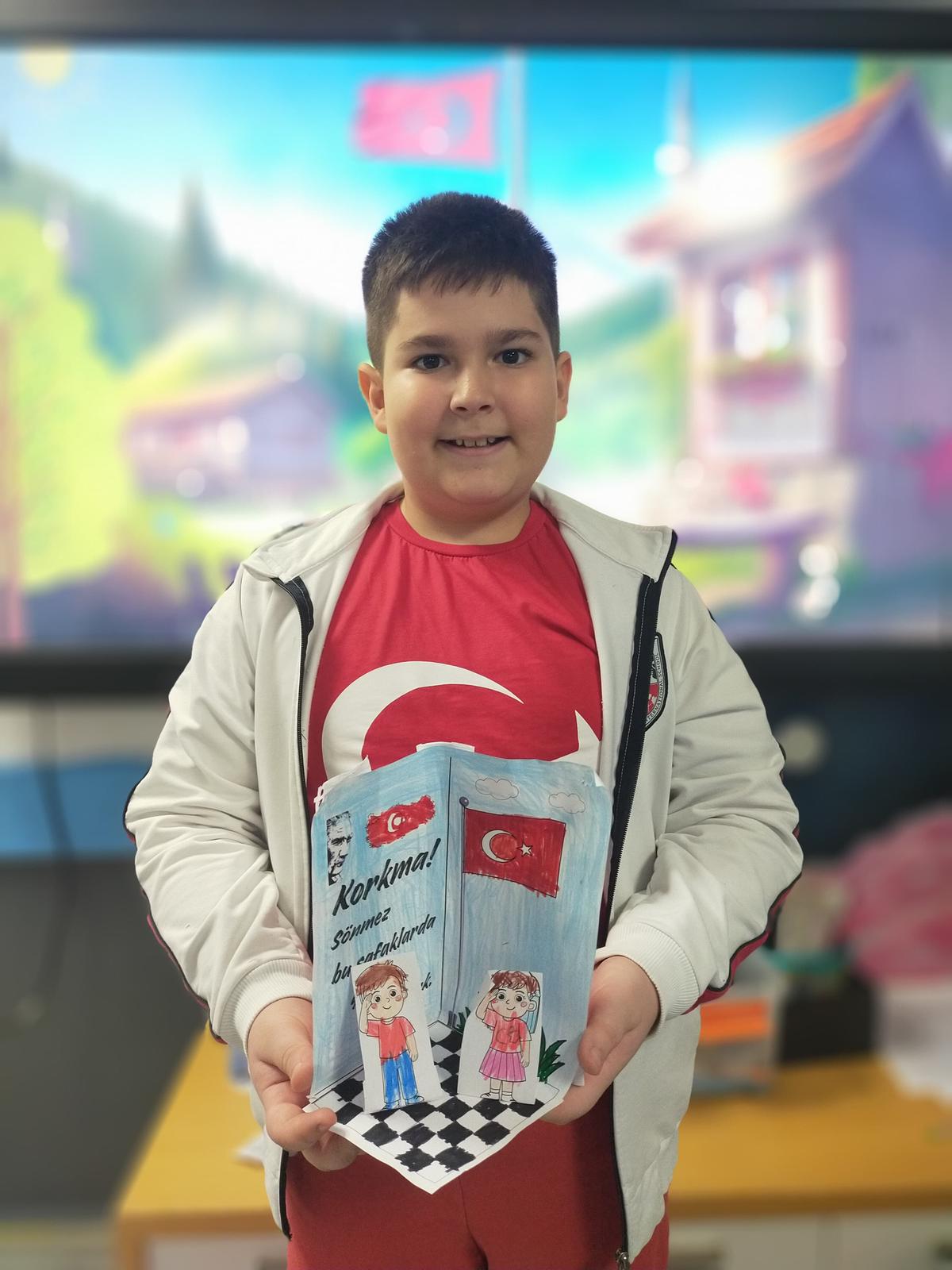 İlk Ders: Bayrak Sevgisi ve Değerler